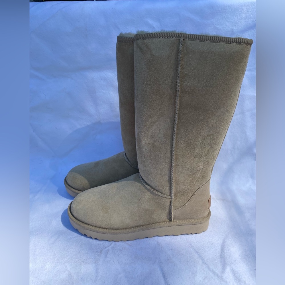 UGG boot tall